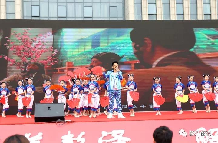 中国彭泽·首届鄱阳湖清水大闸蟹文化艺术节隆重开幕