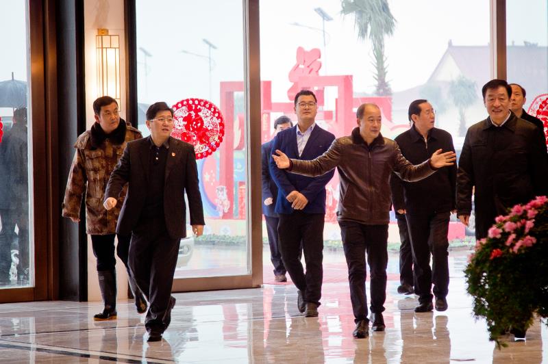省委书记刘奇视察凯瑞生态园